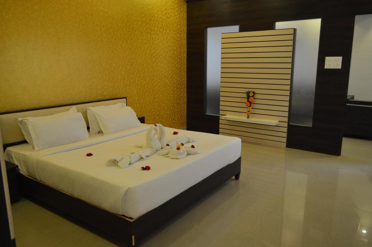 Hotel Ambai Grand Ambāsamudram 外观 照片
