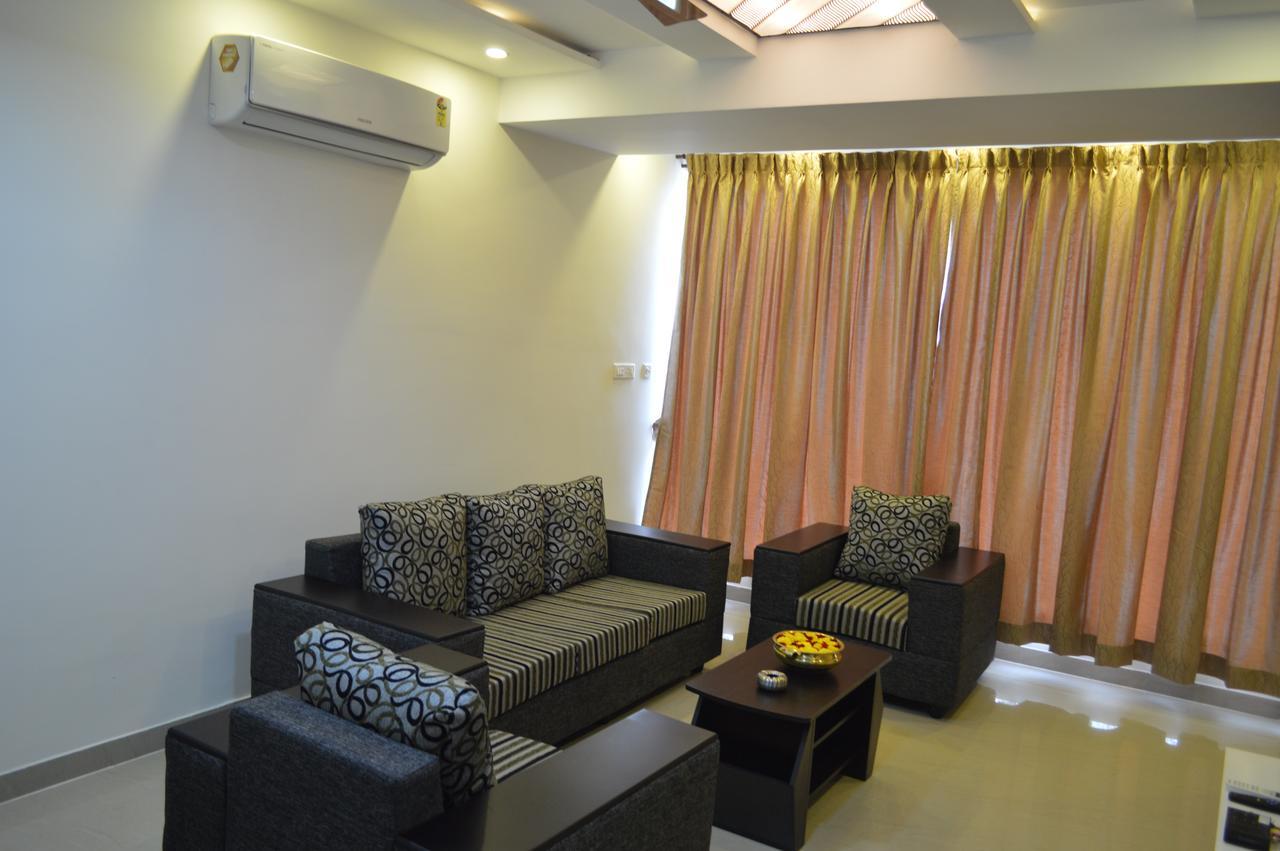 Hotel Ambai Grand Ambāsamudram 外观 照片