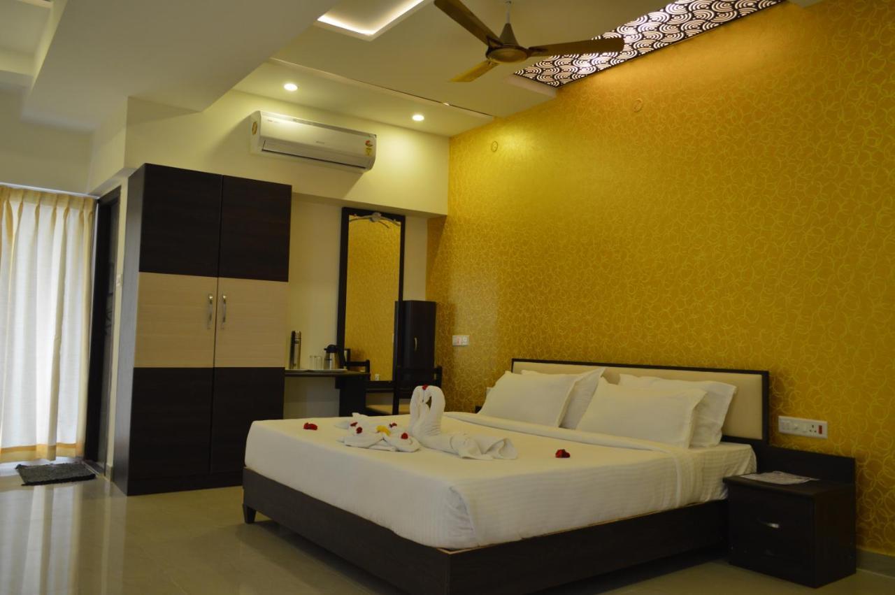 Hotel Ambai Grand Ambāsamudram 外观 照片
