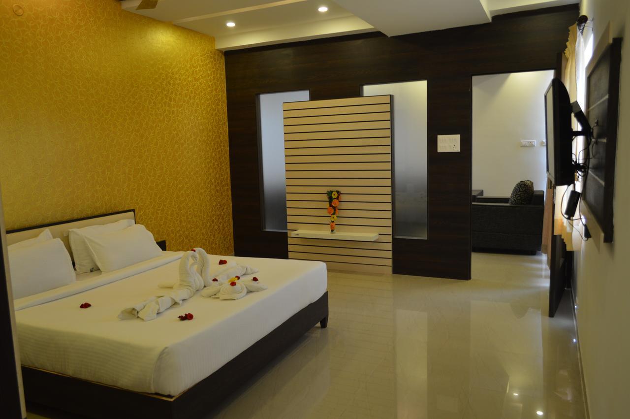Hotel Ambai Grand Ambāsamudram 外观 照片