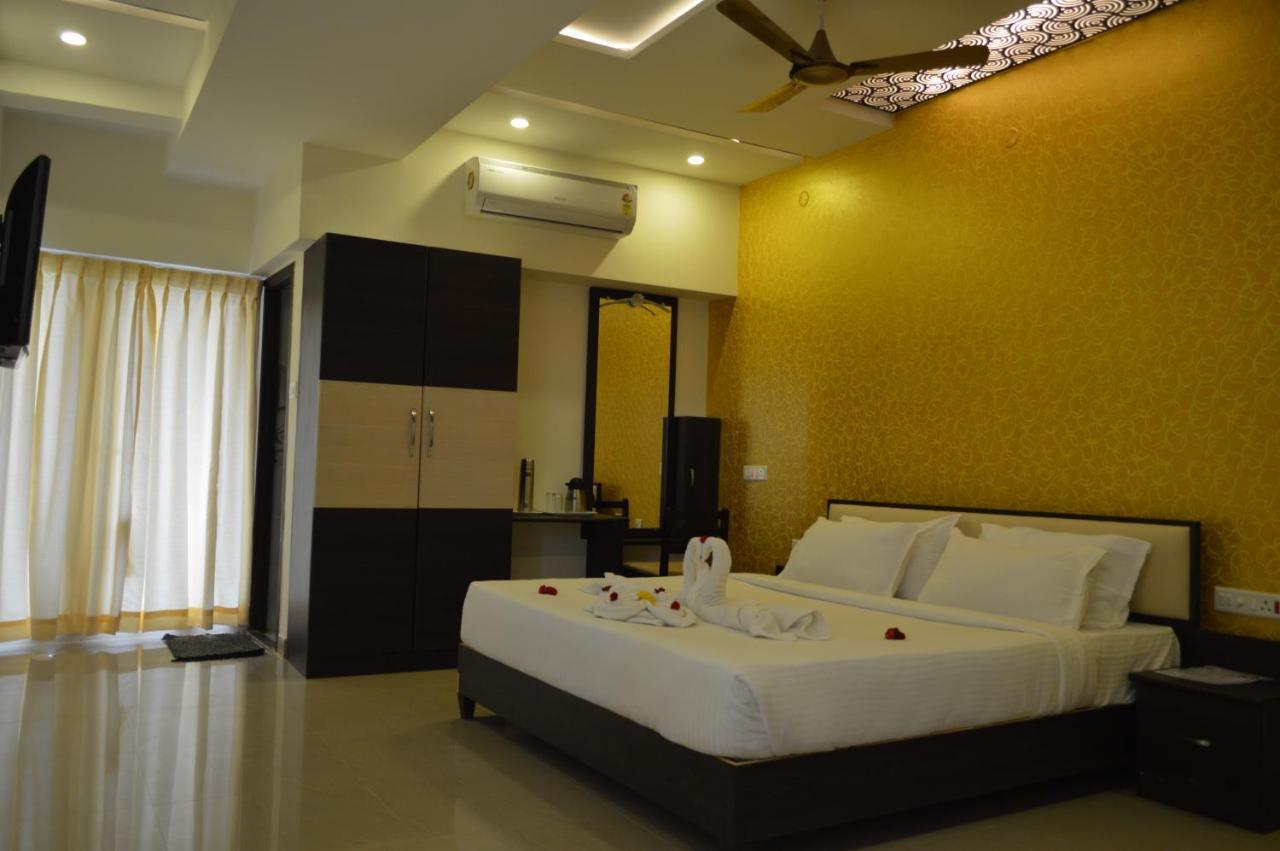 Hotel Ambai Grand Ambāsamudram 外观 照片