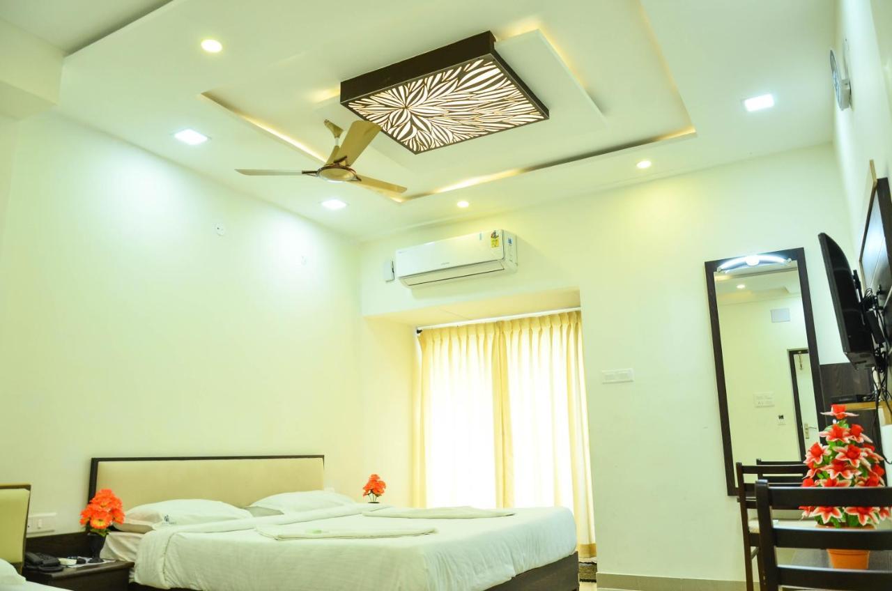Hotel Ambai Grand Ambāsamudram 外观 照片