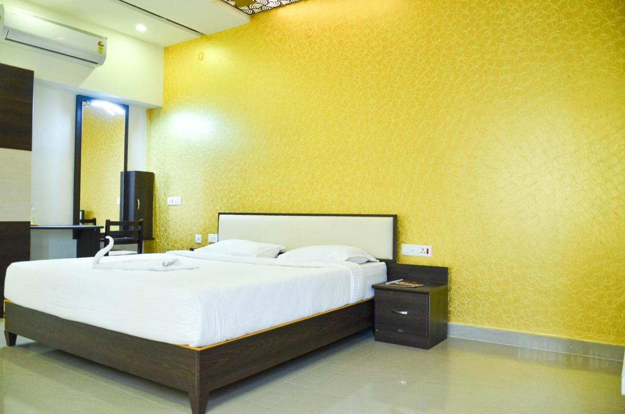 Hotel Ambai Grand Ambāsamudram 外观 照片
