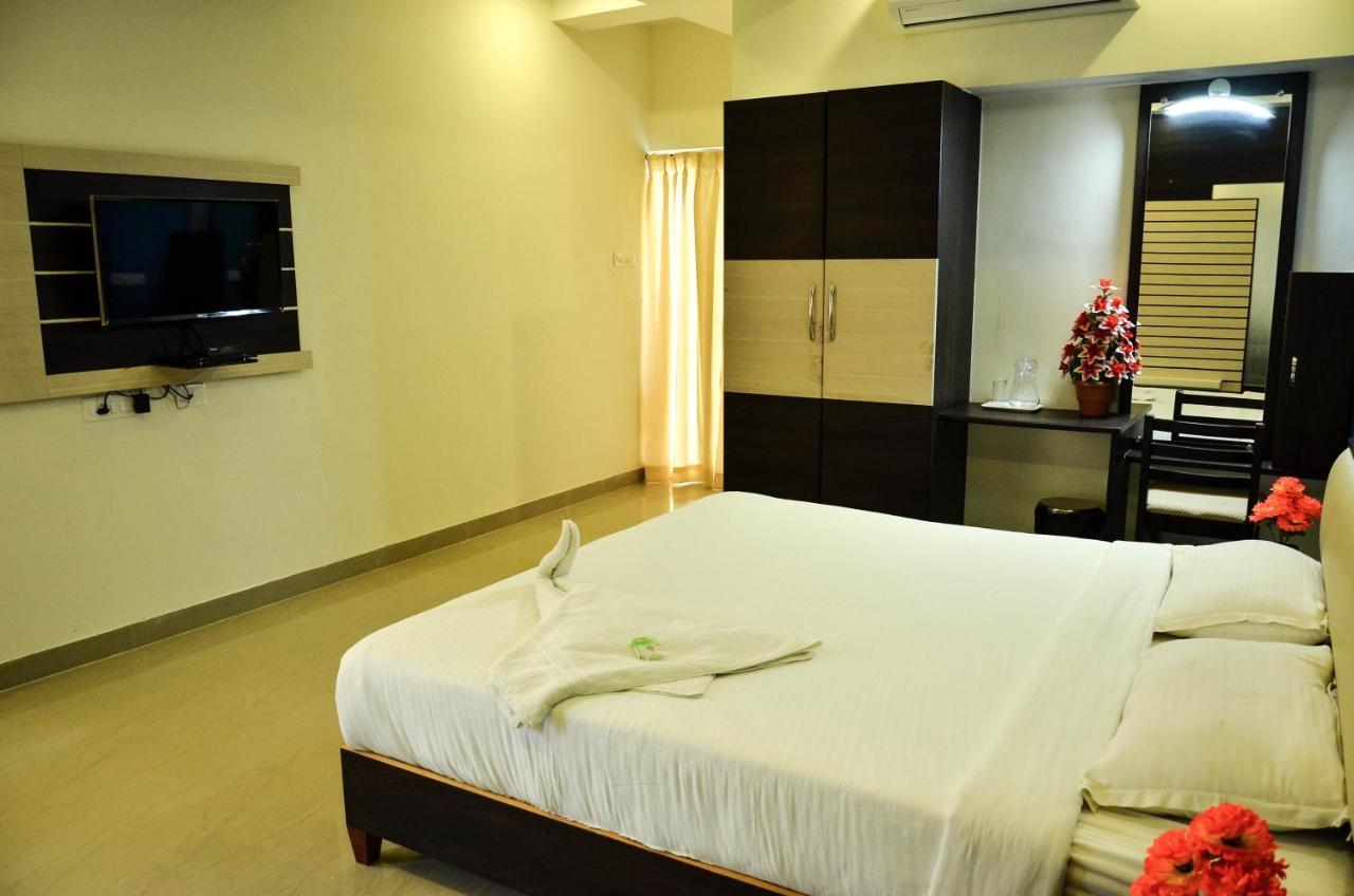 Hotel Ambai Grand Ambāsamudram 外观 照片