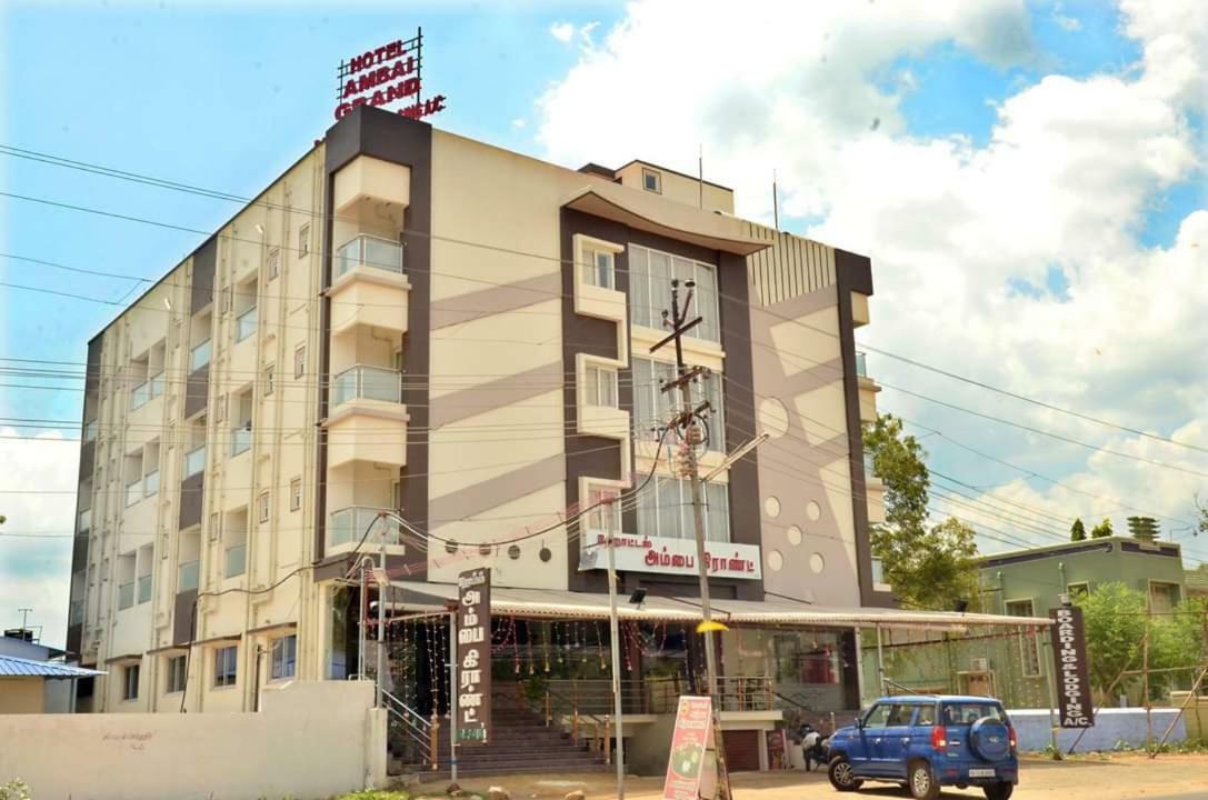 Hotel Ambai Grand Ambāsamudram 外观 照片