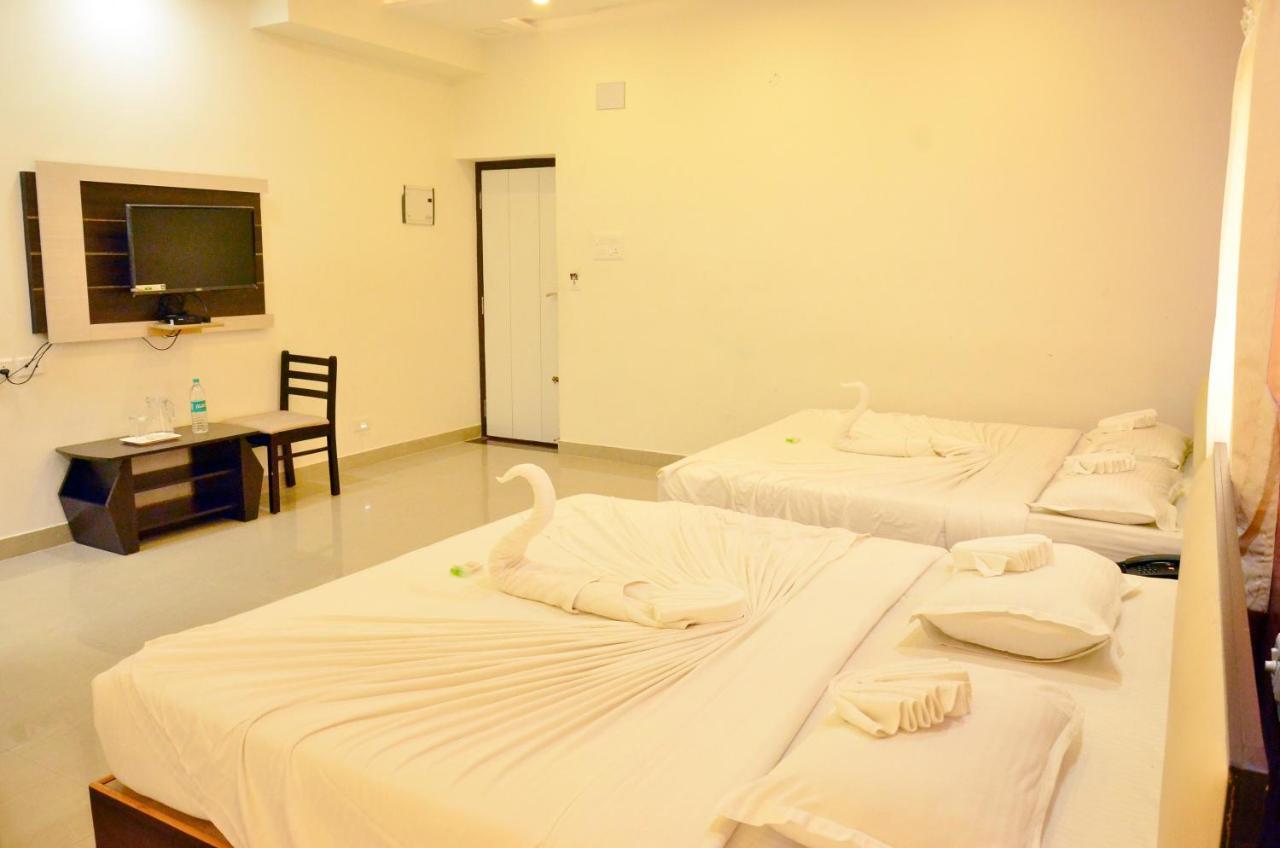 Hotel Ambai Grand Ambāsamudram 外观 照片